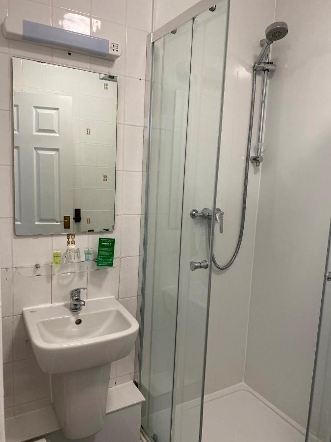 Single Room,1136857024:JPEG